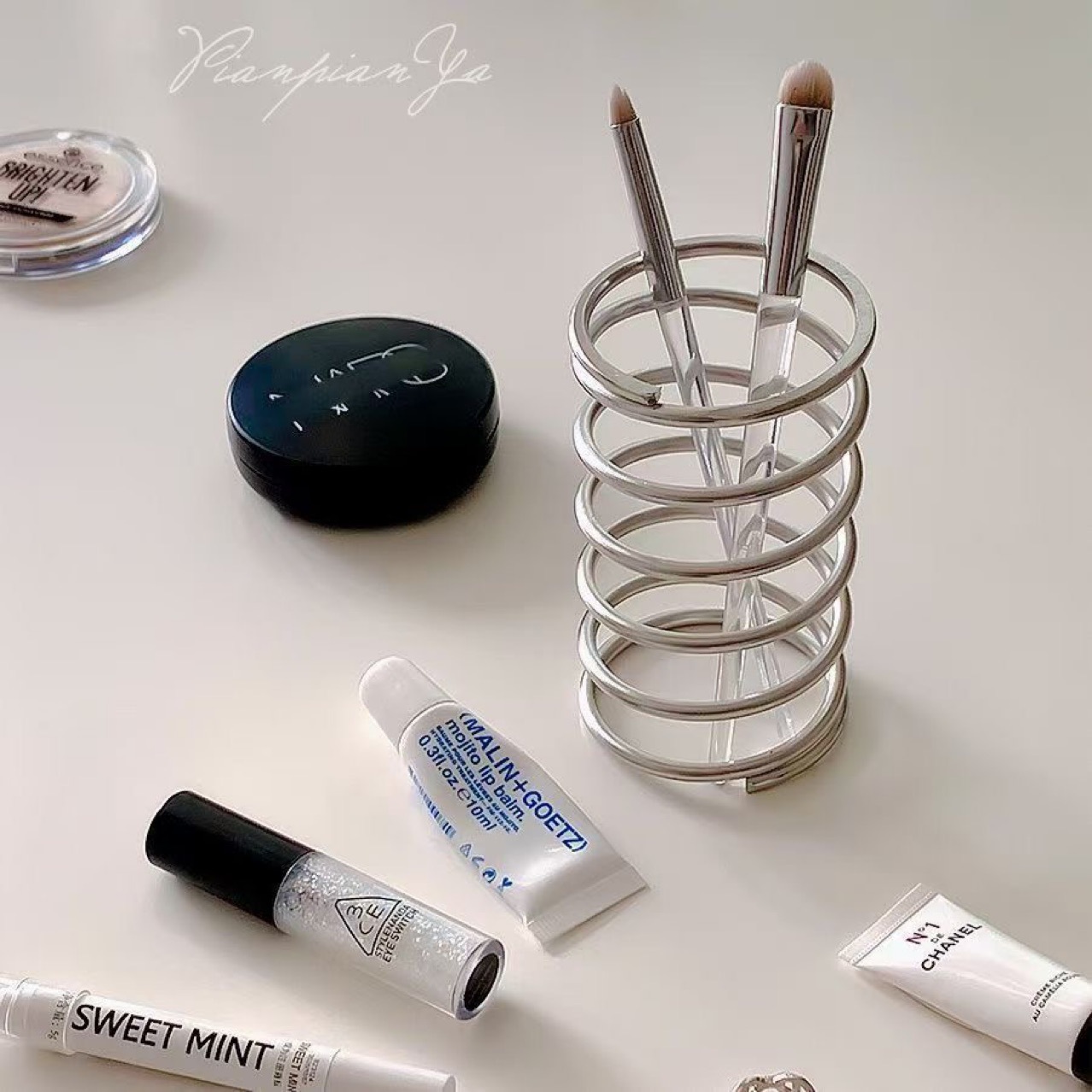 Stainless Steel Toothbrush Hol - Tiny Home Bathroom Kit ulasan dan harga